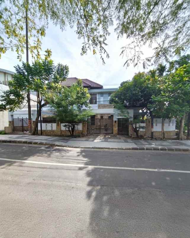 rumah gayungsari barat strategis nol jalan