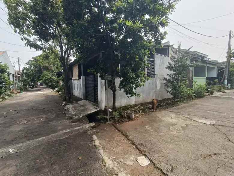 rumah hook 88m dekat stasiun bojong gede