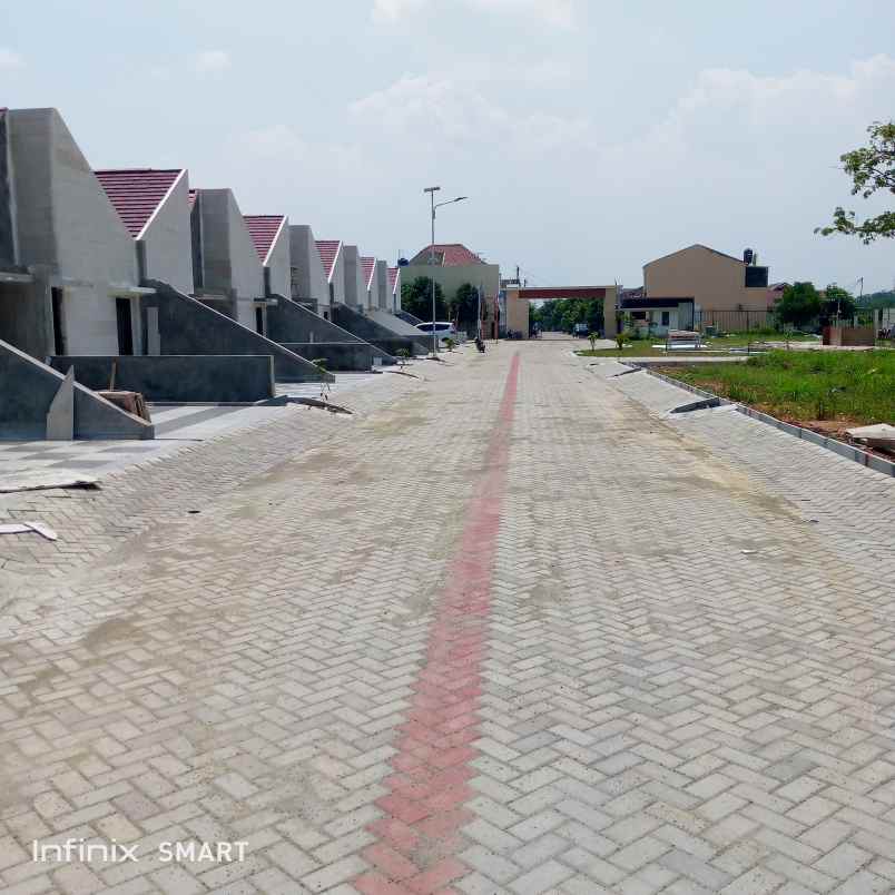 rumah jalan legok raya pagedangan