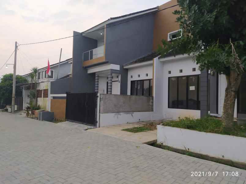 rumah jl cendana pd kmiri