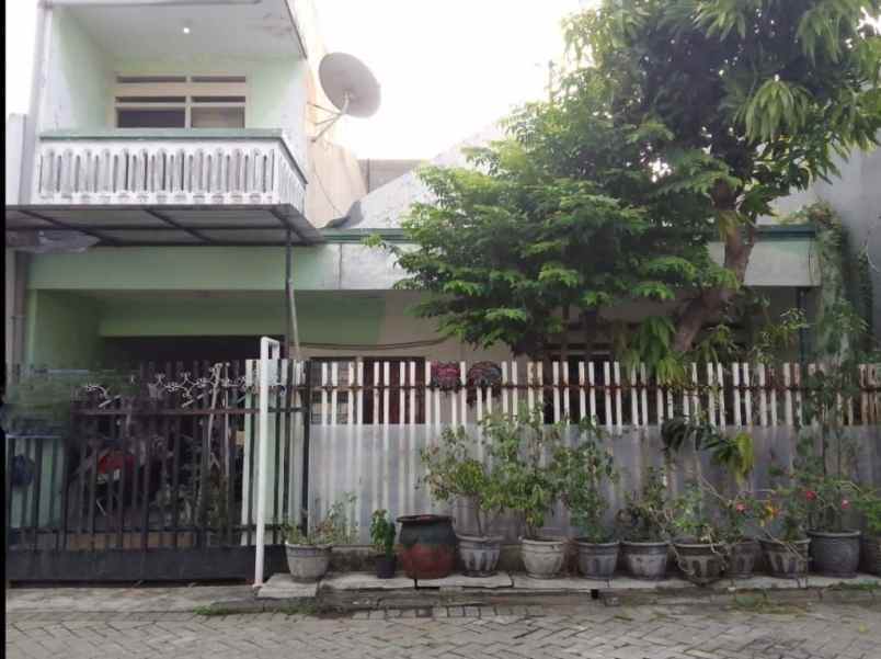 rumah lebak indah strategis row 2 mobil