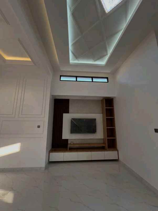 rumah maksimalis harga minimalis