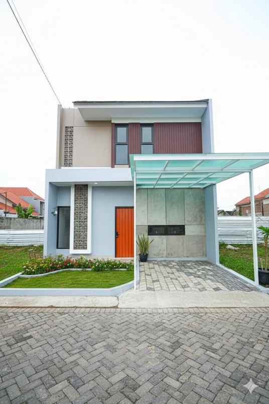 rumah mewah 2 lantai lokasi strategis di ciganitri