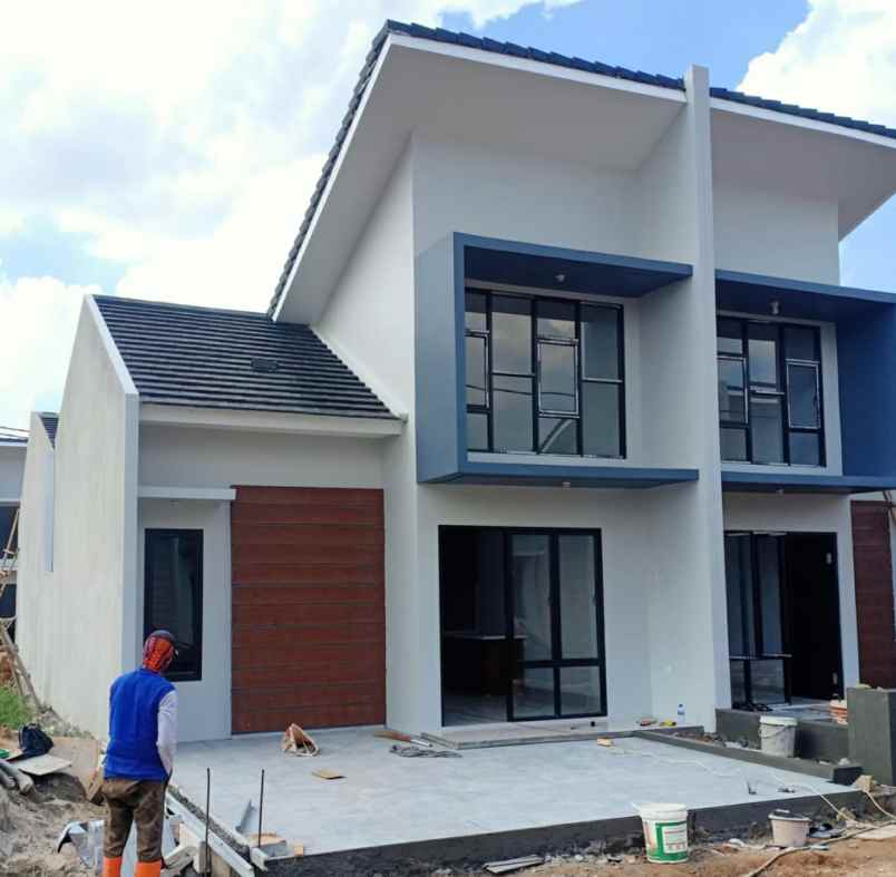 rumah mezzanine 1 1 2 lantai free dp unit ready