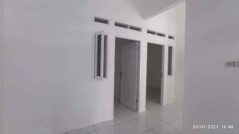 rumah minimalis dan modern harga cash dijual