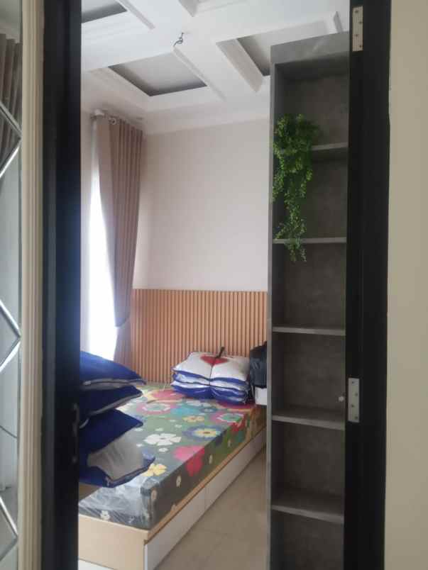 rumah minimalis klasik lokasi di cemorokandang