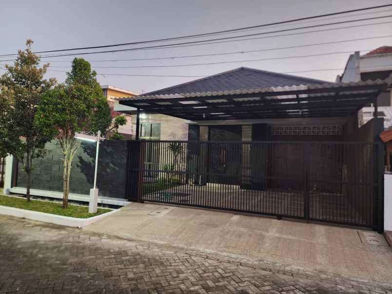 rumah minimalis rungkut surabaya dekat ubaya transmart