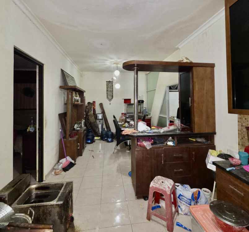 rumah murah dua lantai di aralia harapan indah bekasi