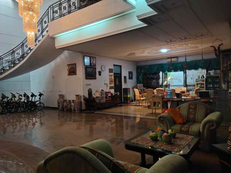 rumah murrah tengah kota