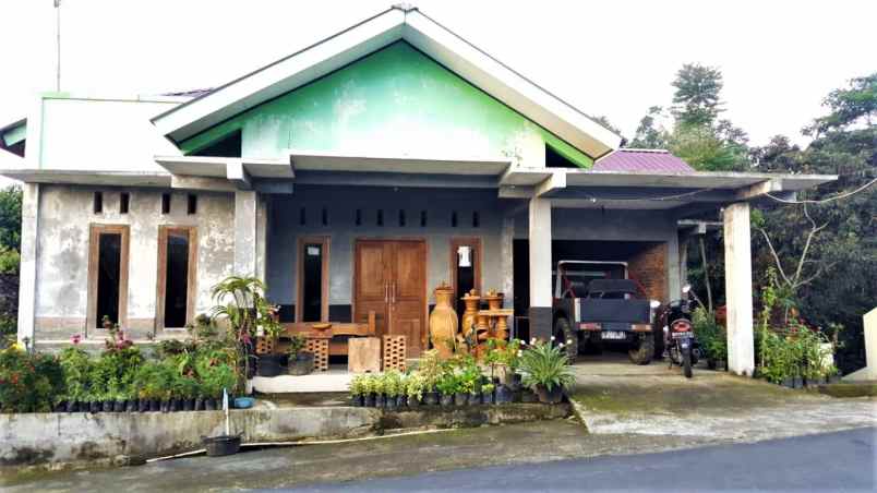 rumah ngargoyoso karanganyar