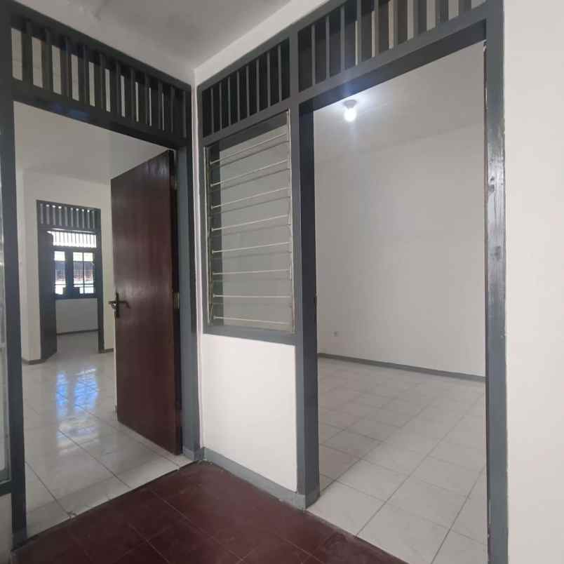 rumah nginden intan strategis