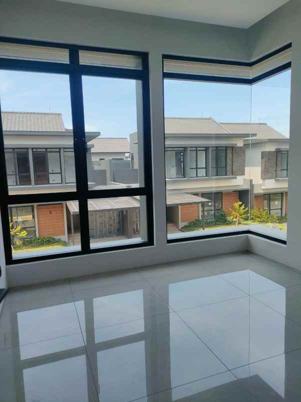 rumah nila cakra kota baru parahyangan