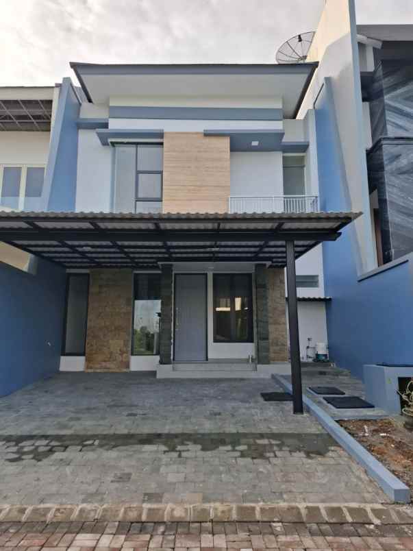 rumah palm beach pakuwon city fully furnished 2 lantai