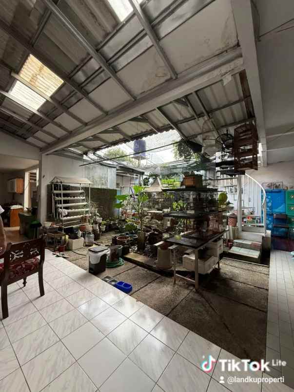 rumah pangkalan jati cinere depok jawa barat
