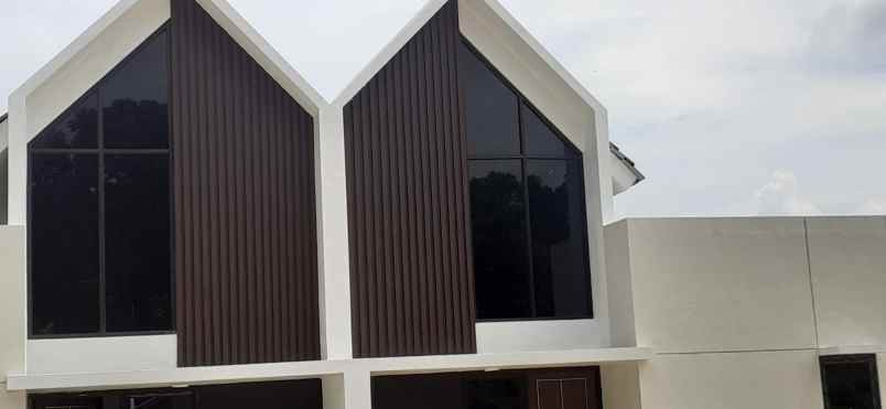 rumah perumahan green semesta city