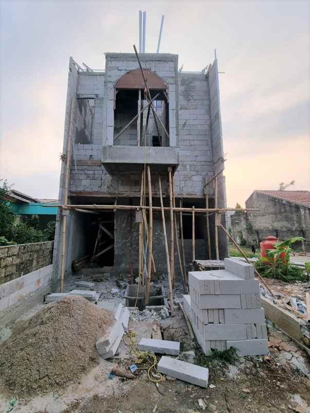 rumah pinggir jalan murah di kelapa dua depok