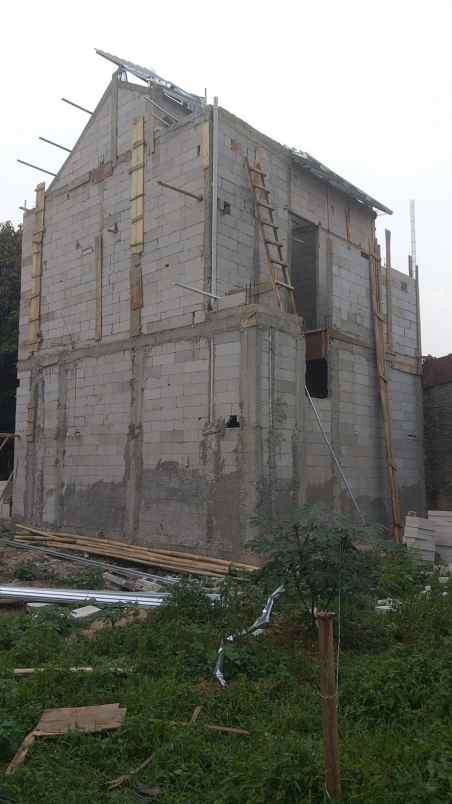 rumah pinggir jalan murah di kelapa dua depok