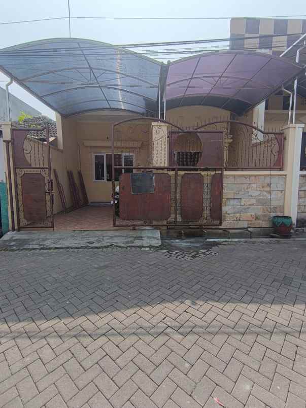 rumah ploso timur 2 lantai