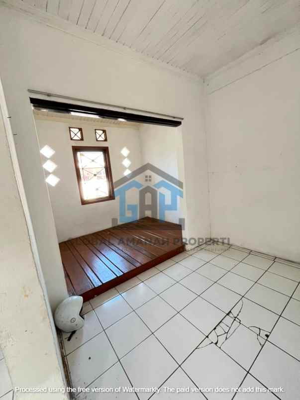 rumah puri cipageran lingkungan nyaman row jalan besar