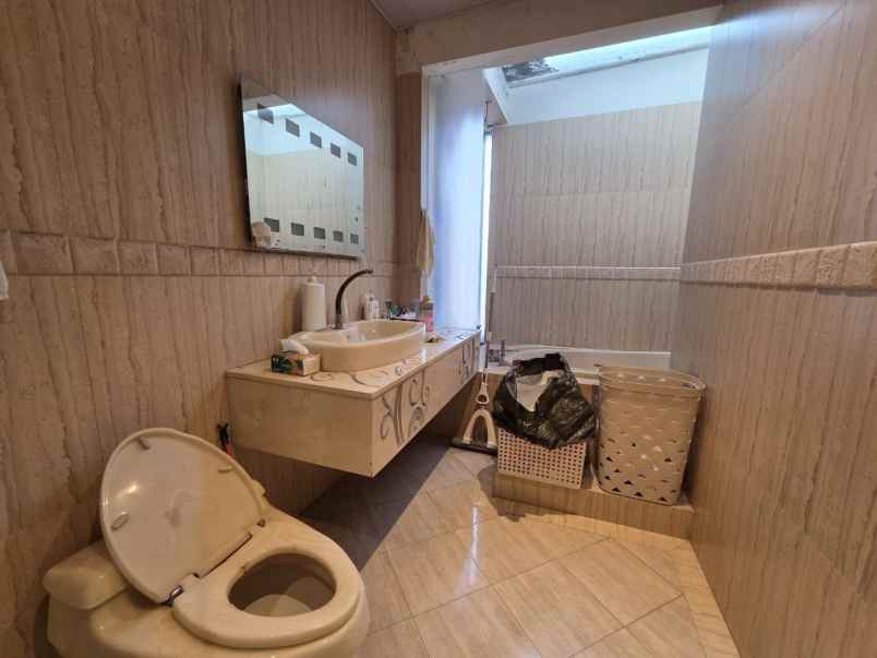 rumah san diego pakuwon city strategis minimalis