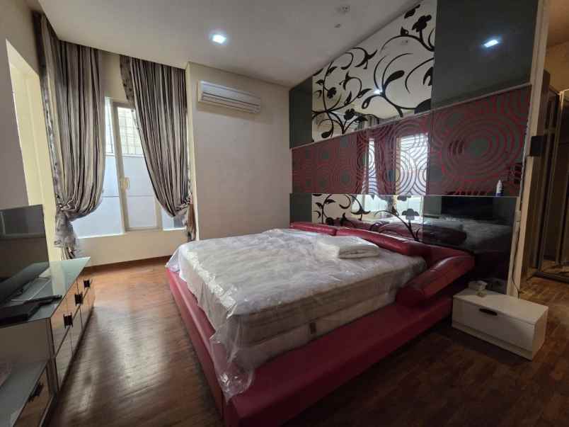 rumah san diego pakuwon city strategis minimalis