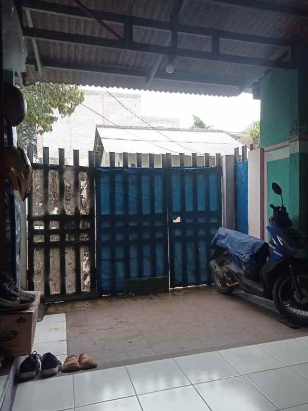 rumah second siap huni di bumi sawangan indah 2 depok