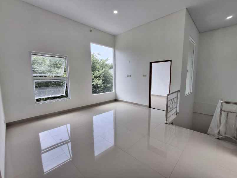 rumah siap huni 2 lantai di jantung wisata kaliurang