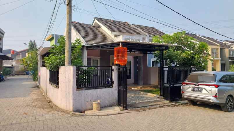 rumah siap huni hook di serpong