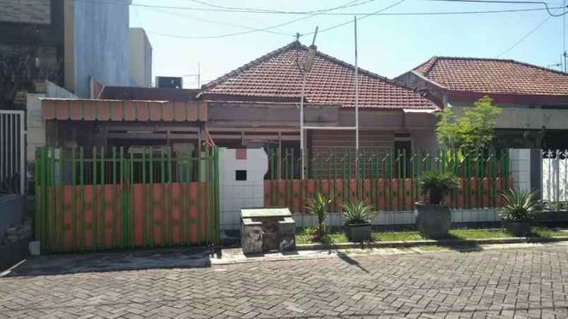 rumah siap huni manyar tirtoyoso row jalan 3 mobil