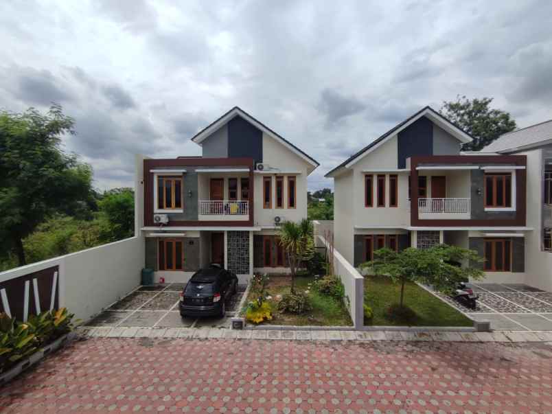 rumah siap huni tepi jalan besar di kalasan jogja