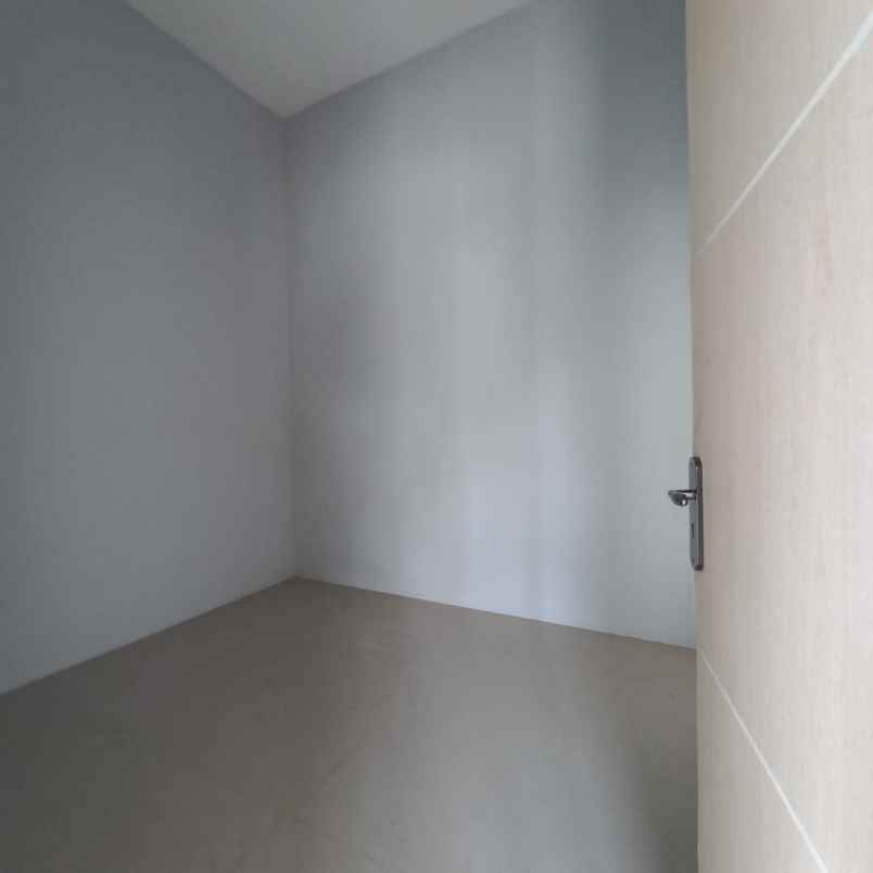 rumah smarthome lokasi buring kedungkandang