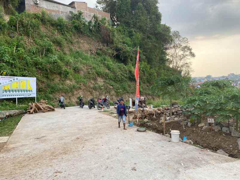 rumah strategis dekat kampus unimus