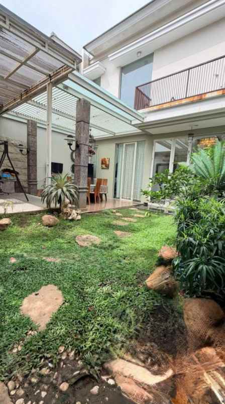 rumah sultan pakuwon city turun 1 1 milyar