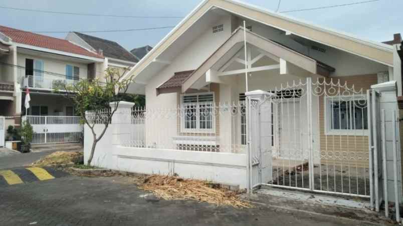 rumah sutorejo