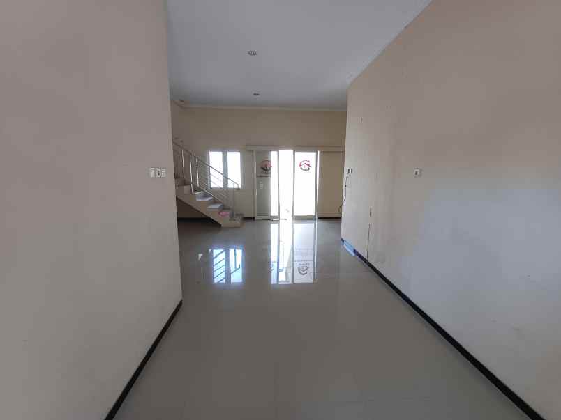 rumah taman rivera regency