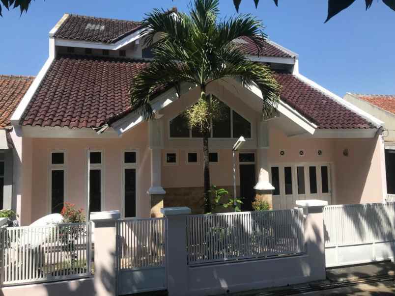 rumah tengah kota buah batu