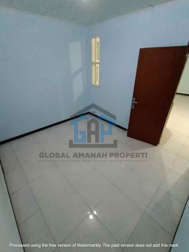 rumah terawat komplek baros cimahi 2 lantai