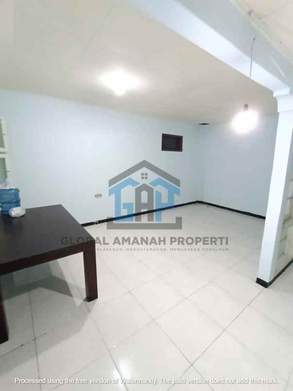 rumah terawat komplek baros cimahi 2 lantai