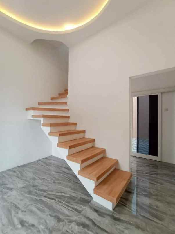 rumah villa batu dekat mall batos butuh uang