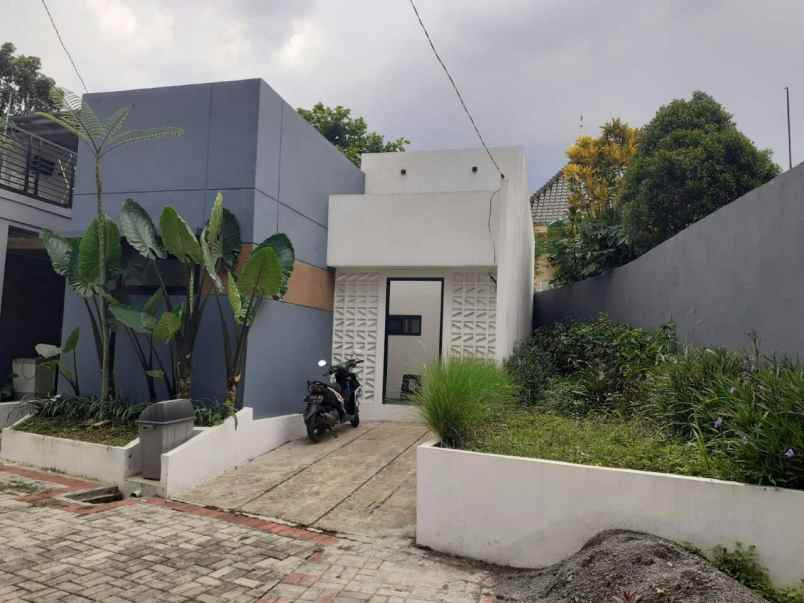 rumah villa murrah siap huni dekat stasiun kota bogor