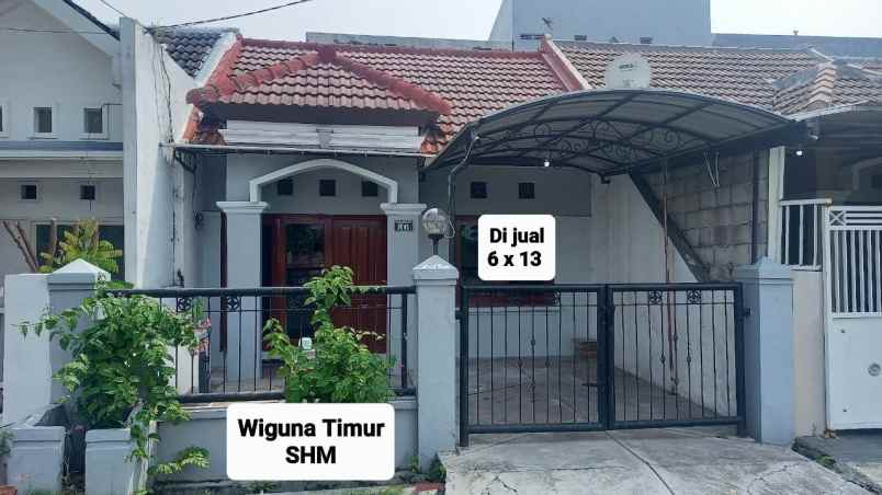 rumah wiguna rungkut surabaya dibawah 1m