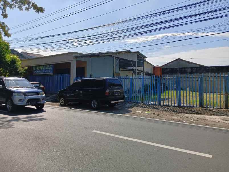 tanah dan bekas toko lamper tengah raya