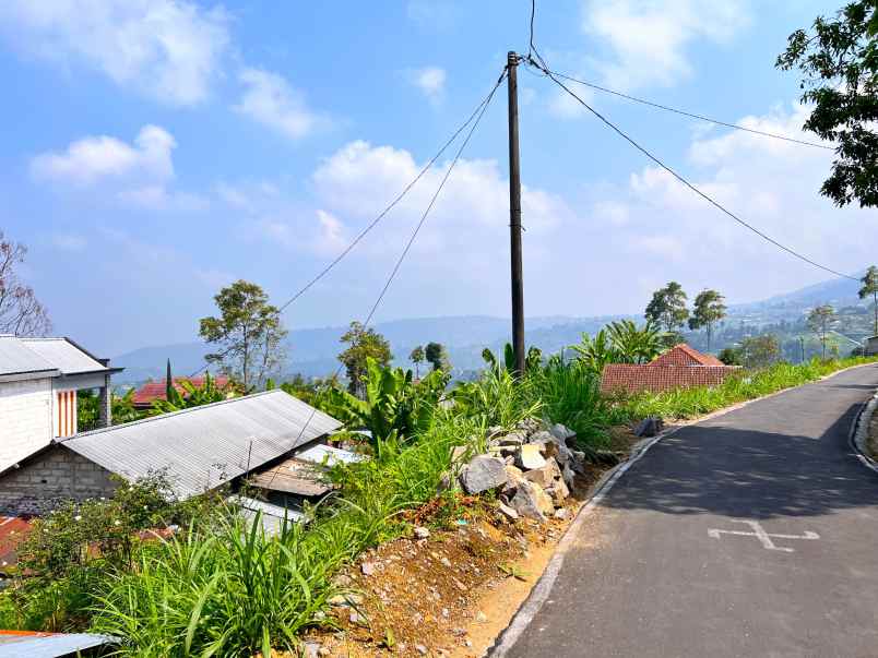 tanah dekat wisata kemuning karanganyar