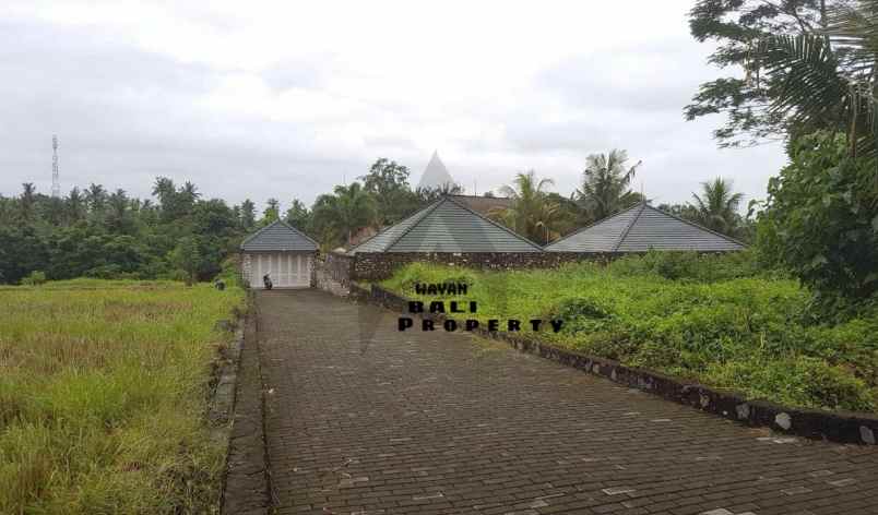 tanah kaba kaba