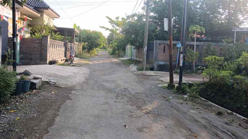 tanah komplek bumi arum sari kec talun kab cirebon