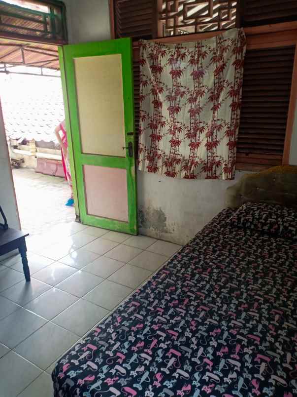 terima kost khusus putri kamar mandi sendiri