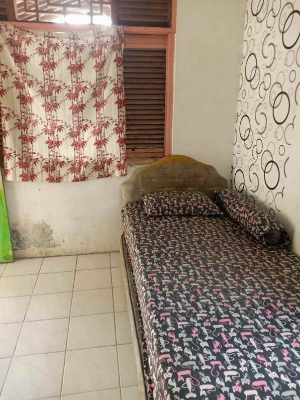 terima kost khusus putri kamar mandi sendiri