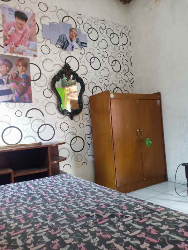 terima kost khusus putri kamar mandi sendiri