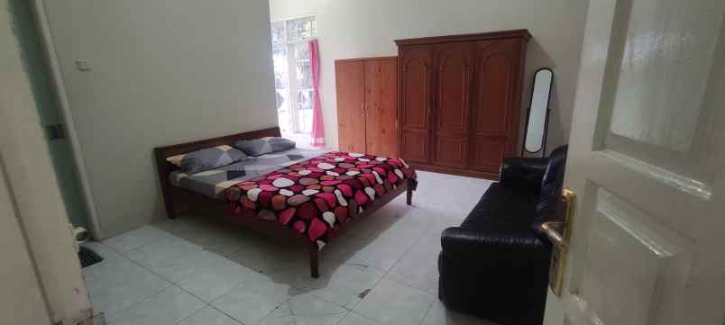 villa jalan cisarua km 80 puncak