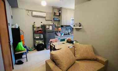 apartemen 2 kamar harian furnish di green pramuka city